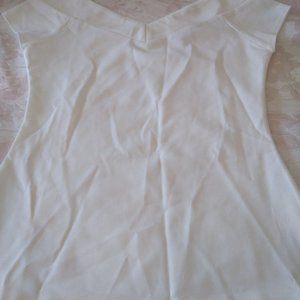 V Neck Off White Stretchy Off shoulderTop L NWOT